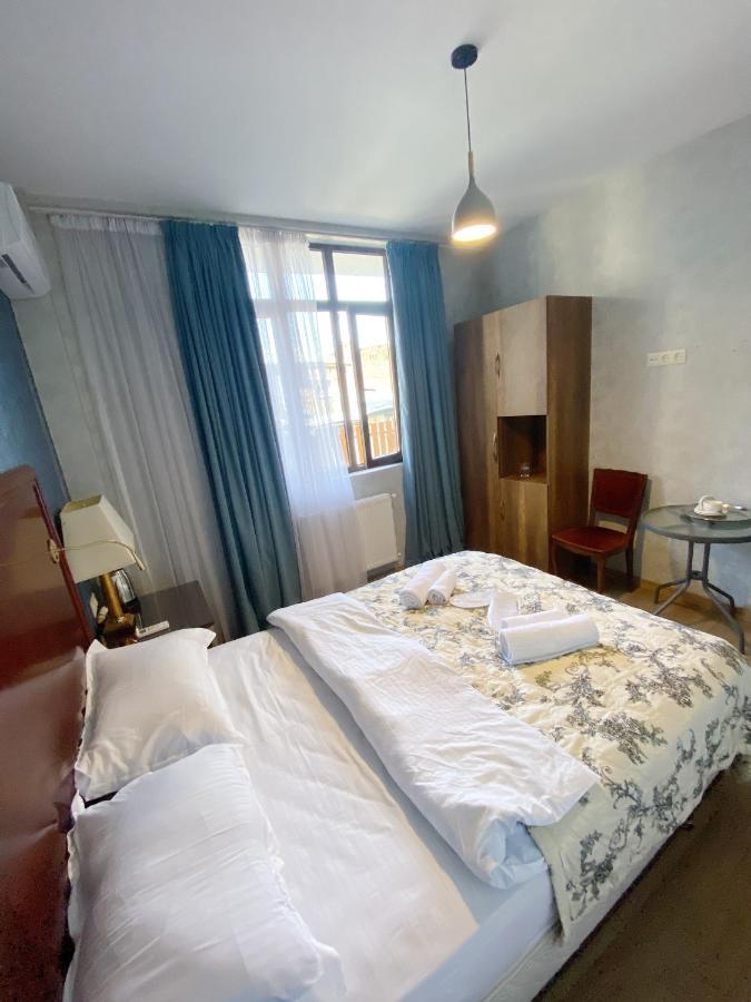 Tbilisi Central Hotel Екстериор снимка