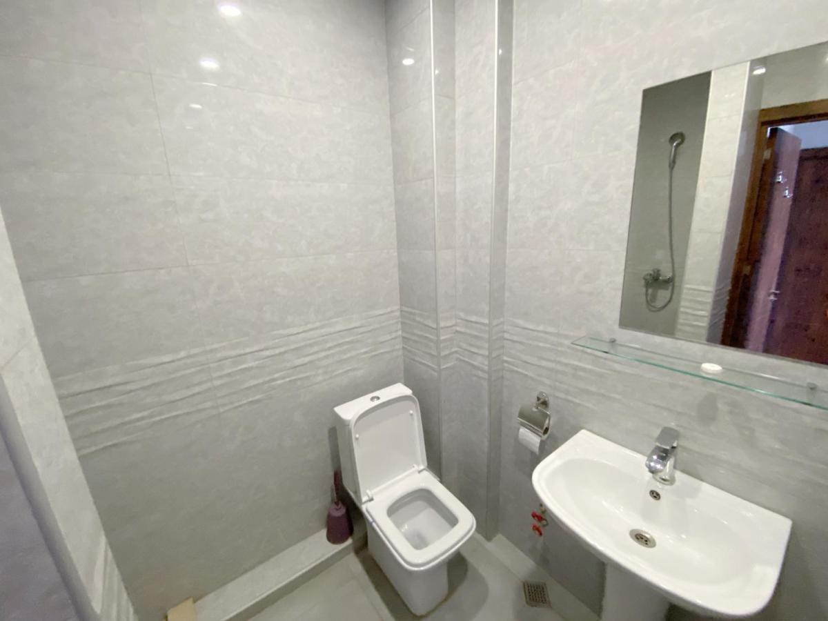 Tbilisi Central Hotel Екстериор снимка